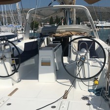 Beneteau Oceanis 38