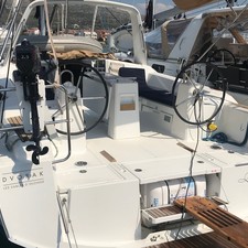 Beneteau Oceanis 38