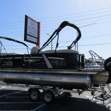 Starcraft Marine SLS 1