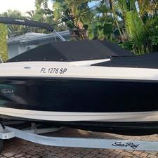 Sea Ray SPX 210 OB