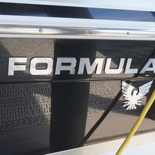 Formula 330 Sun Sport