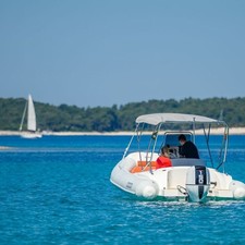 RIS Marine Exclusive 599