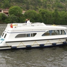 Le Boat Tango