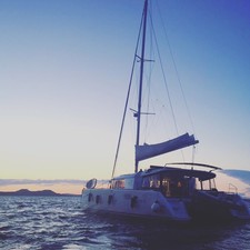 Lagoon 450 F