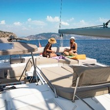 Fountaine Pajot Helia 44