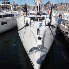 Dufour 390