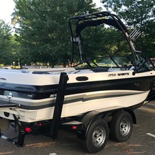 Sea Ray 220 Sun Sport