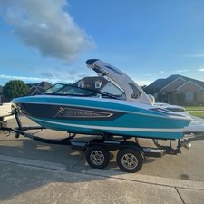 Regal 2300 RX Surf