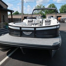 Bennington 24 sbrx