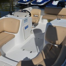 Hurricane 188 sport sundeck