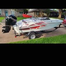 Tracker Guide V-16 Laker DLX T