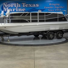 Hurricane fundeck 232