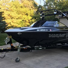 Malibu Wakesetter 23 LSV