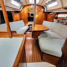 Beneteau Oceanis Clipper 331