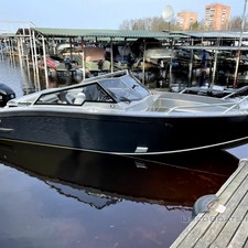 Vboat Voyager 700 open