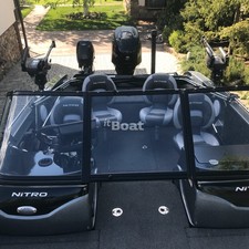 Tracker Targa V-18 WT
