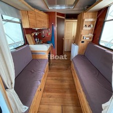 The Houseboat Migrant