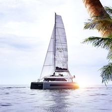 Luxury motor yacht pearl 60