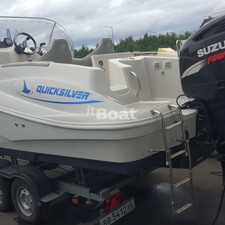 Quicksilver Activ 675 Open