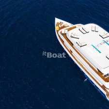 Maldives Explorer Liveaboard