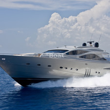 Pershing 90
