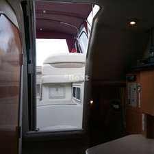 Regal 2665 Commodore Express