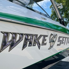 Malibu Wakesetter 23 LSV