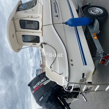 Quicksilver 605 Pilothouse