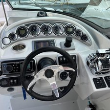 Crownline Axius 300 LS