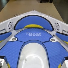 Slider 210