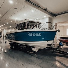 Quicksilver 805 Pilothouse