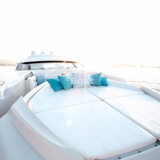 Pershing 90