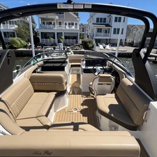 Sea Ray 230 SLX