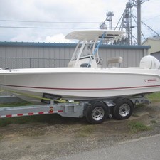Boston Whaler 230 Outrage