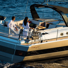 Beneteau Oceanis Yacht 62