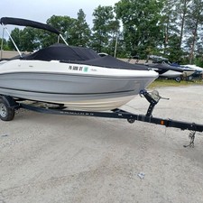 Bayliner VR5 BOWRIDER