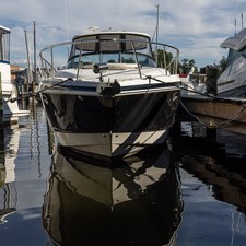 Chaparral 370 Signature Cruiser