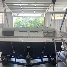 Hurricane 201 sundeck sport