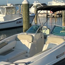 Sea Ray 260 Sundeck