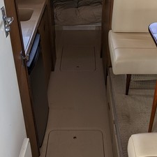Bertram 28