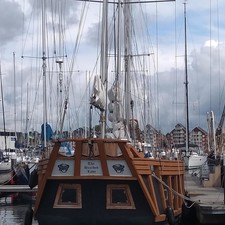 Bruce roberts spray 45