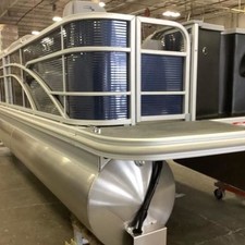 Bennington 23 SXSNPAPG