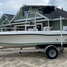 Angler Pro Boats 2900 center console