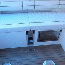 Chris-Craft Launch 35 GT