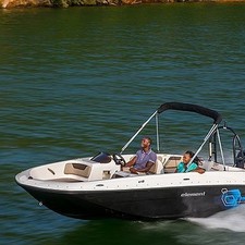 Bayliner E18