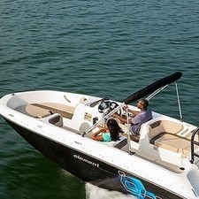 Bayliner E18