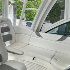 Boston Whaler 345 Conquest