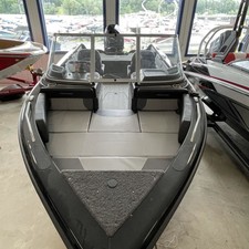 Crestliner 1850 Sportfish