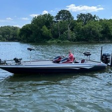 C kip sea ranger 39 flybridge ts cruiser
