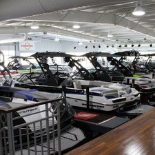 Malibu Wakesetter 25 LSV